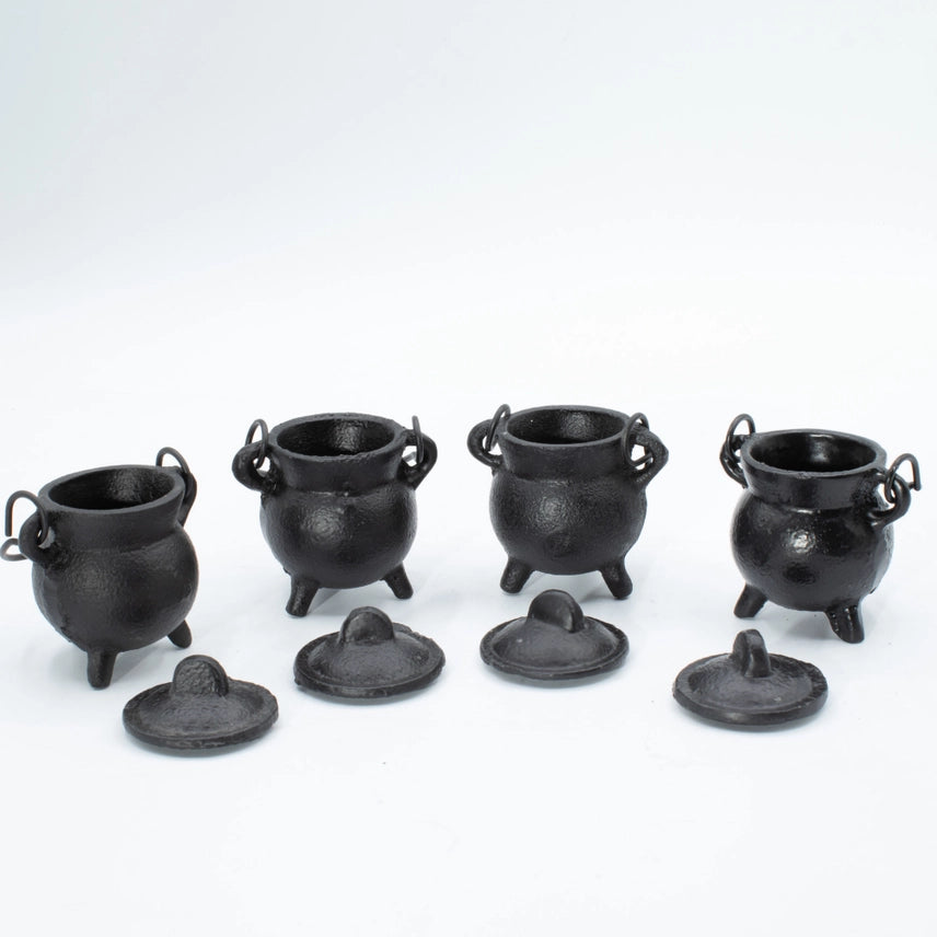 Cast Iron Cauldron 5x7cm