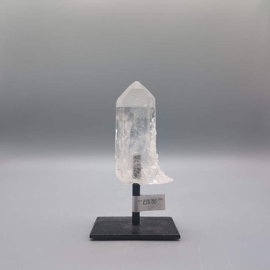 Clear Quartz Stand 209g