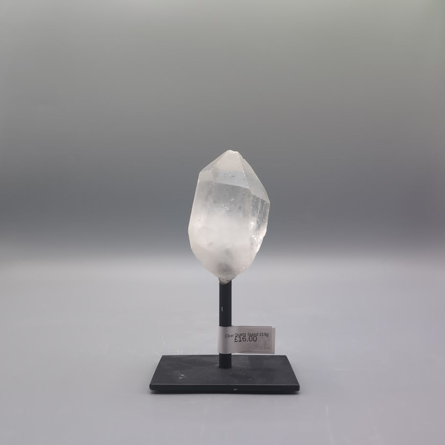 Clear Quartz Stand 219g