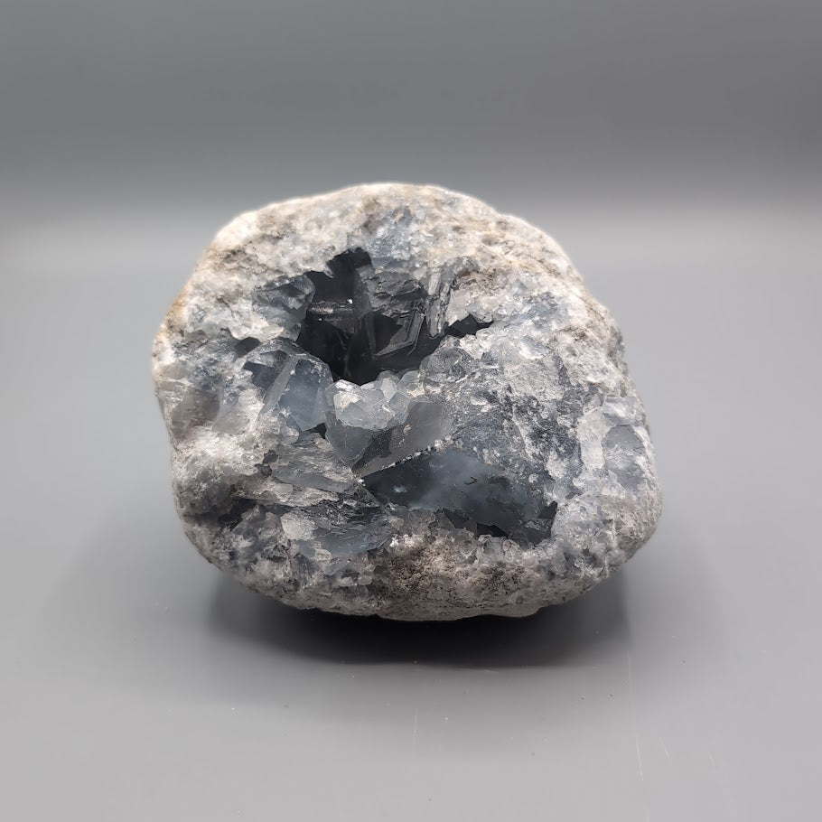 Celestite Geode 2.306kg