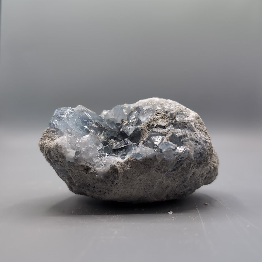 Celestite Geode 1.121kg