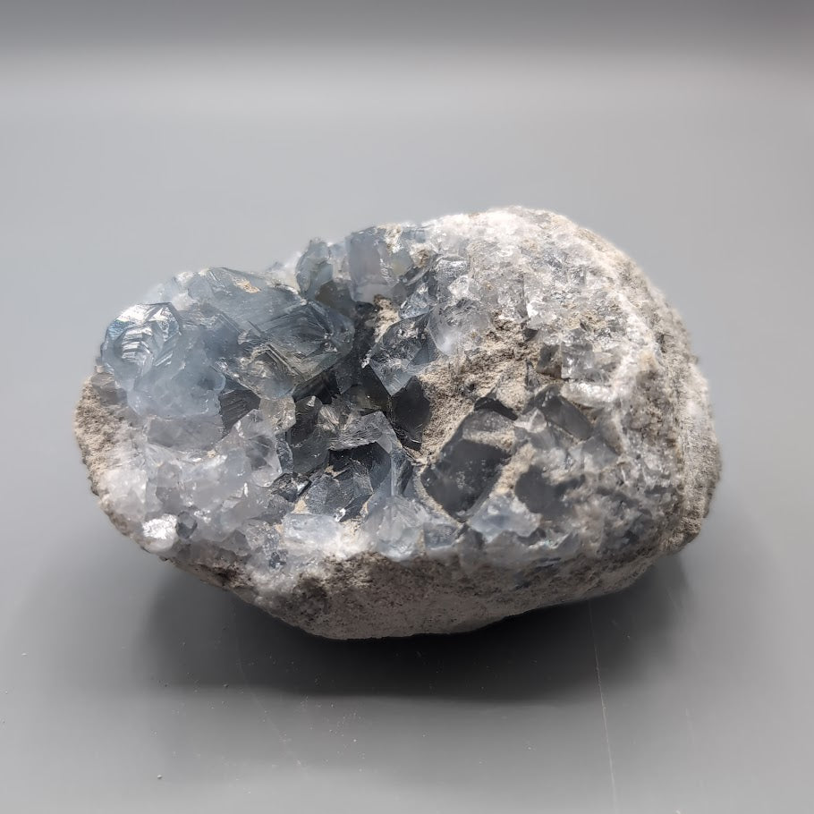 Celestite Geode 1.121kg