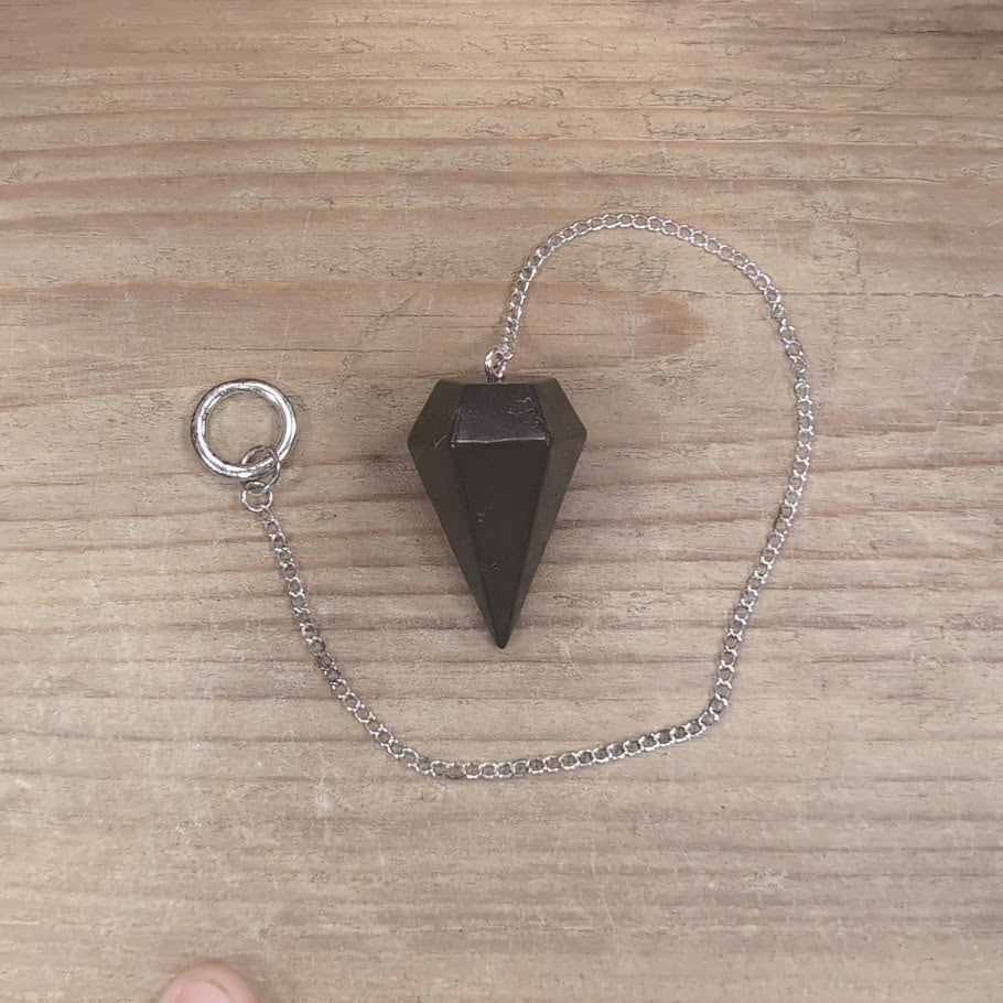 Cut Crystal Pendulums