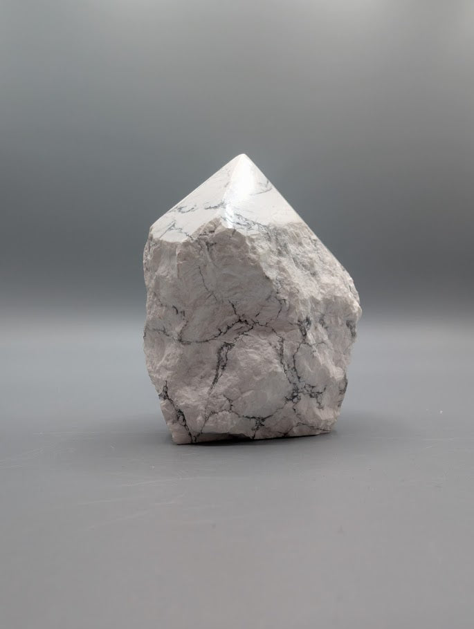 Howlite Rough Cut