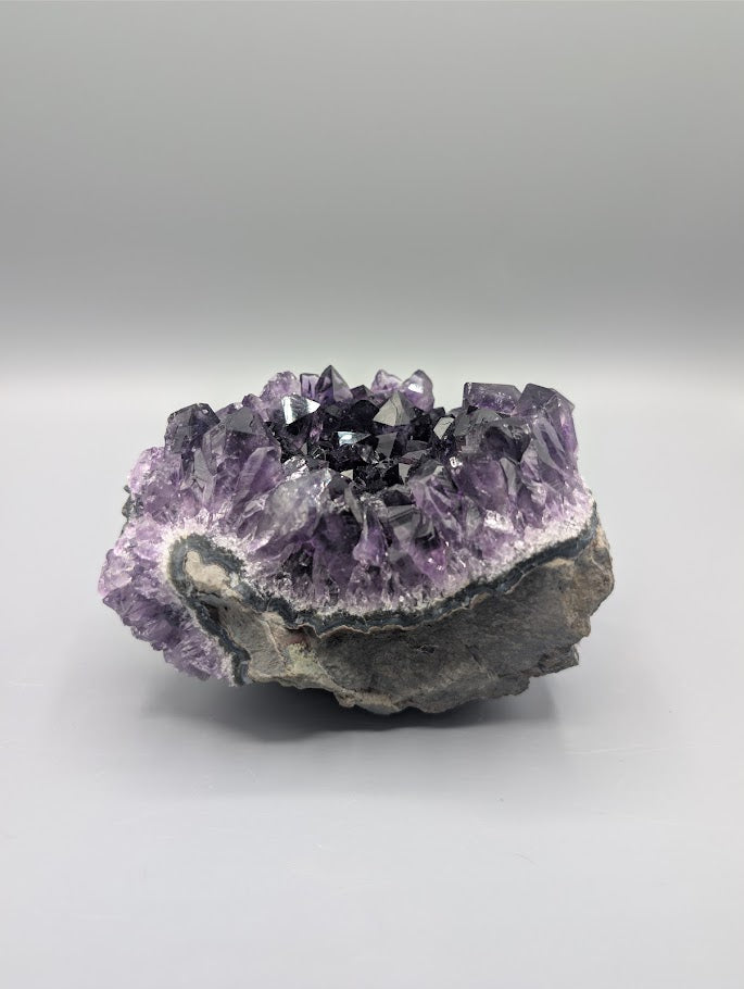 Amethyst Bed 1.011kg