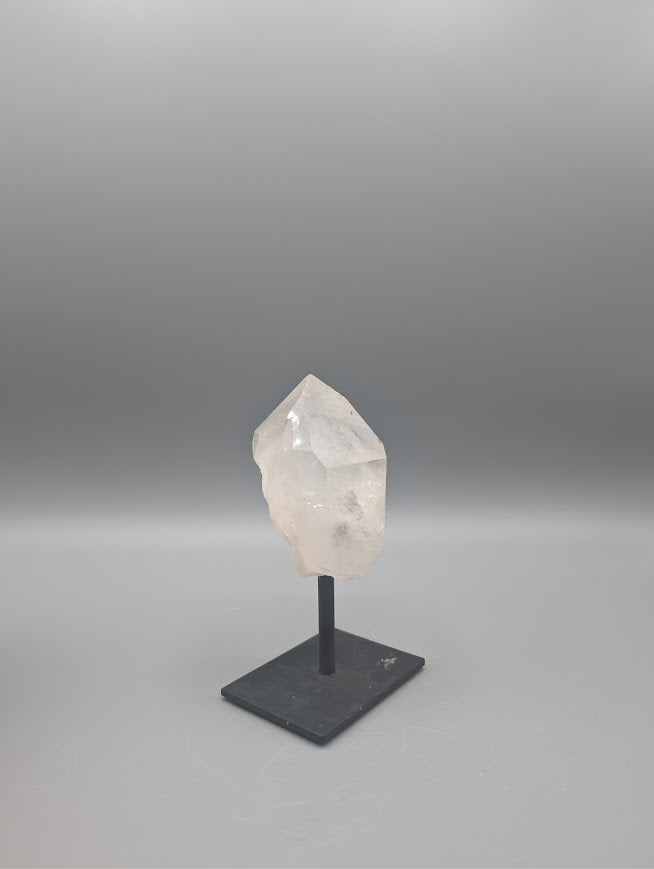 Clear Quartz Stand 0.305kg