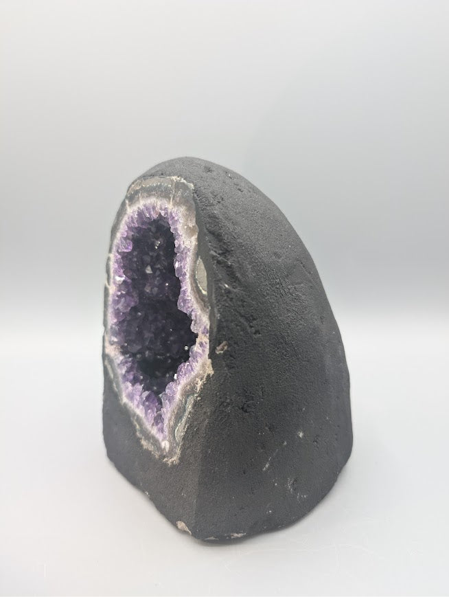 Amethyst Geode 2.084kg