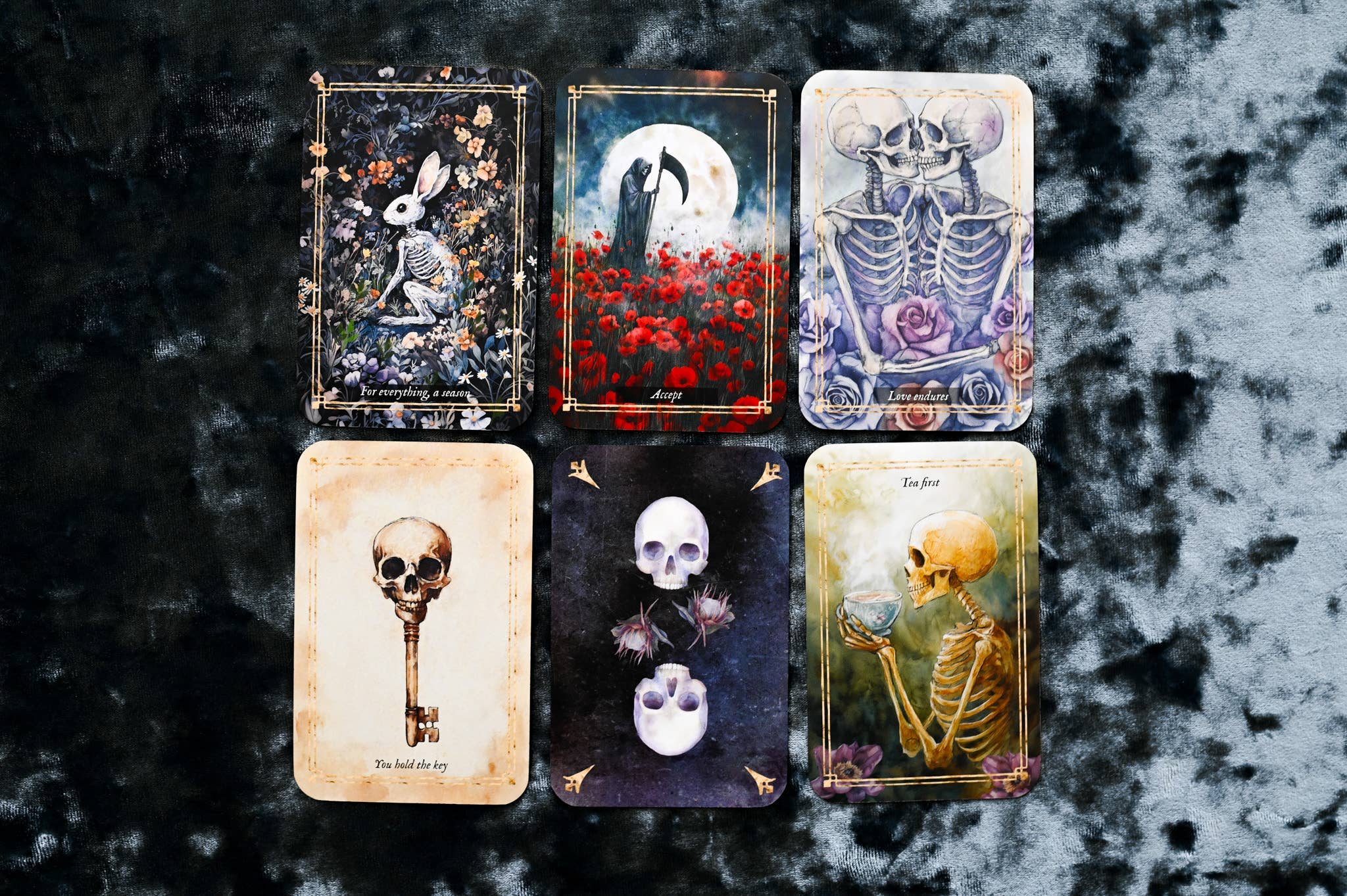 Memento Mori: 36 Mini Affirmation Cards to Embrace Life